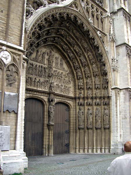 Глазами очевидцев: портал собора Богоматери. Фландрия, Антверпен